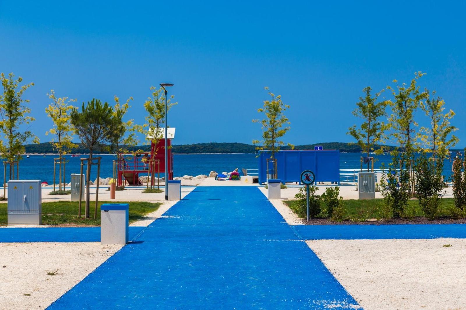 Eden Apartment Pula Bagian luar foto